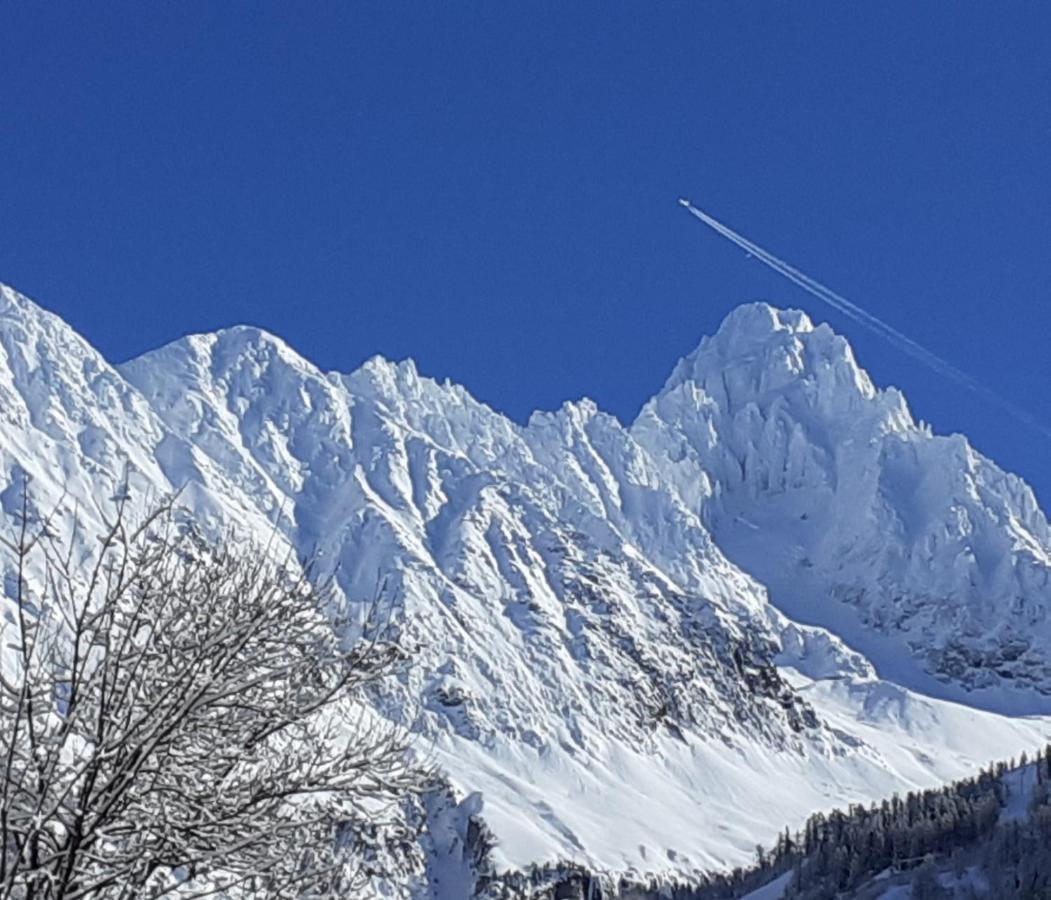 Chalets Pyrene Mont-Blanc シャモニー エクステリア 写真