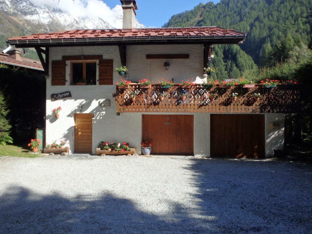 Chalets Pyrene Mont-Blanc シャモニー エクステリア 写真