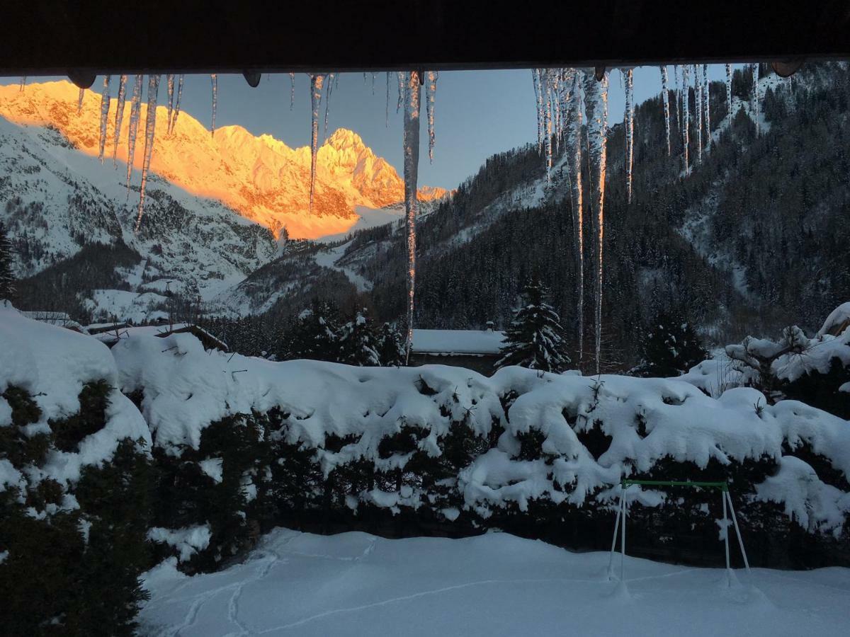 Chalets Pyrene Mont-Blanc シャモニー エクステリア 写真