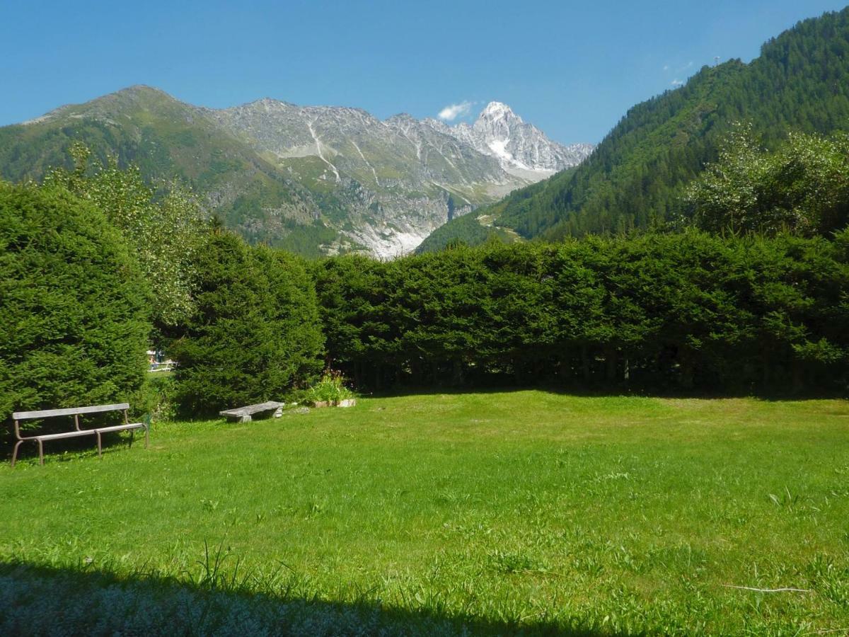 Chalets Pyrene Mont-Blanc シャモニー エクステリア 写真