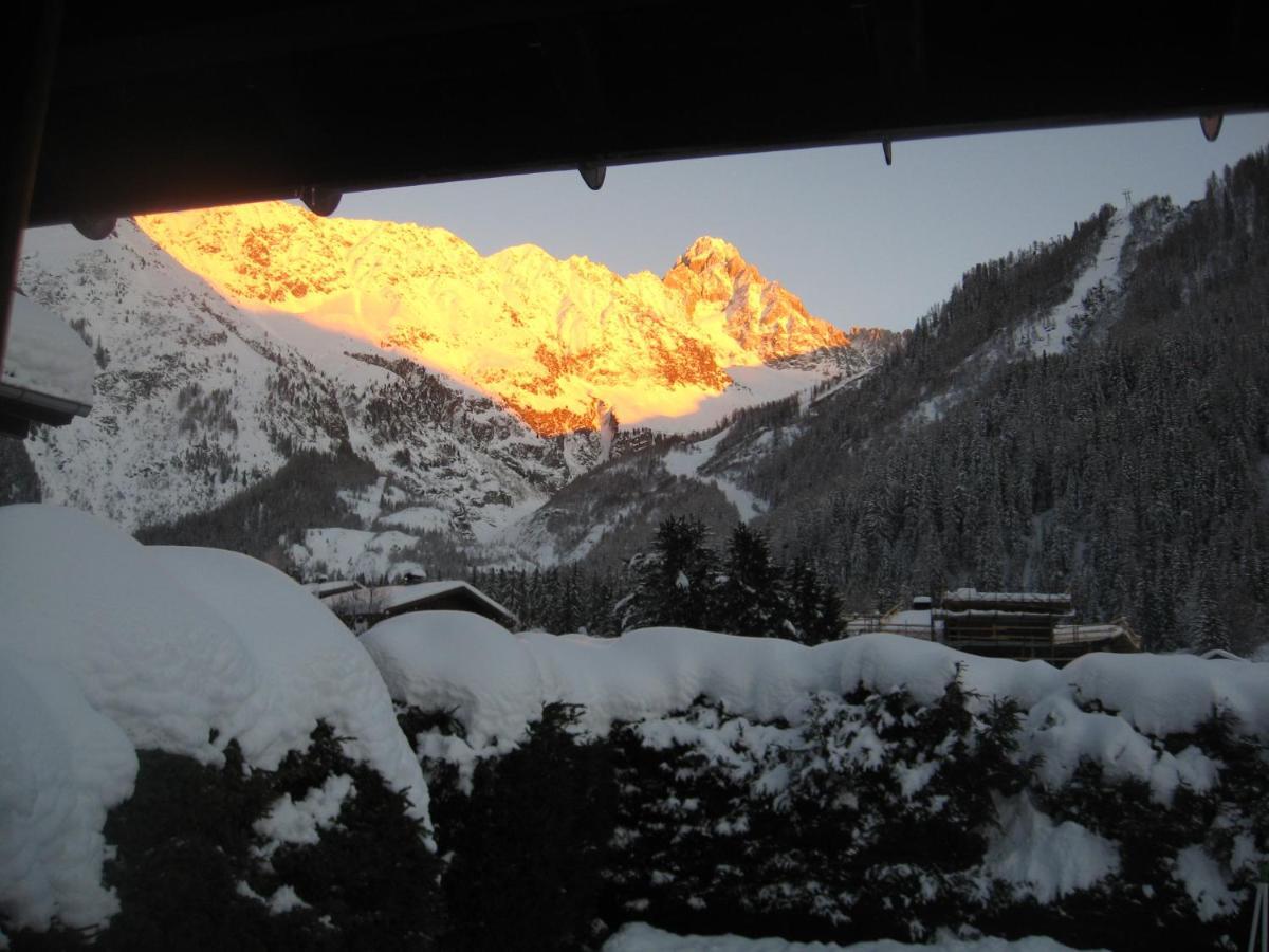 Chalets Pyrene Mont-Blanc シャモニー エクステリア 写真