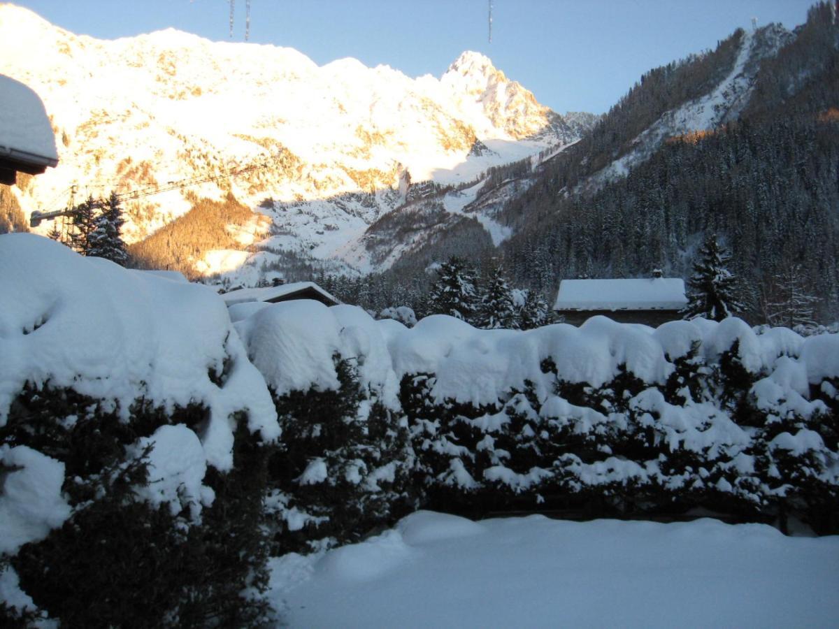 Chalets Pyrene Mont-Blanc シャモニー エクステリア 写真